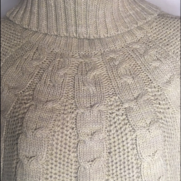 Poncho with sleeves. Size 10 or small 12. High rolled ribbed neck - Picture 3 of 7